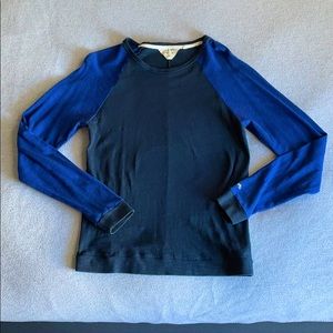 Men’s Rag & Bone Pull Over Small w/ Small rip